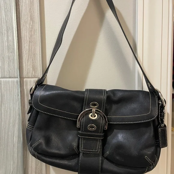 Vintage Coach SoHo black leather shoulder bag - Picture 1 of 7
